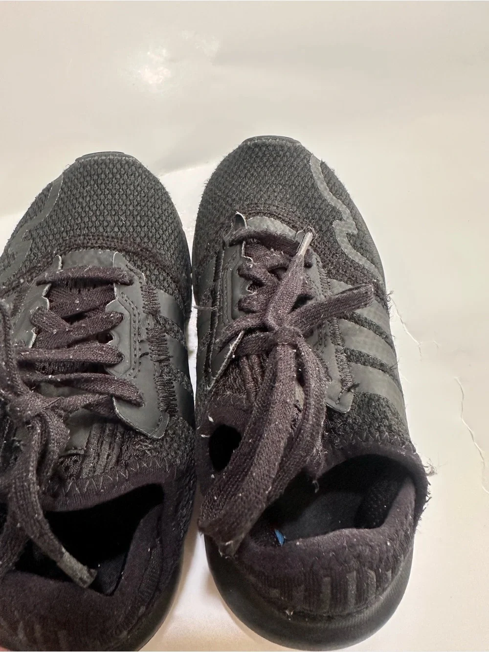 adidas Black Kids Sneakers with Knit Upper and Iconic Stripes